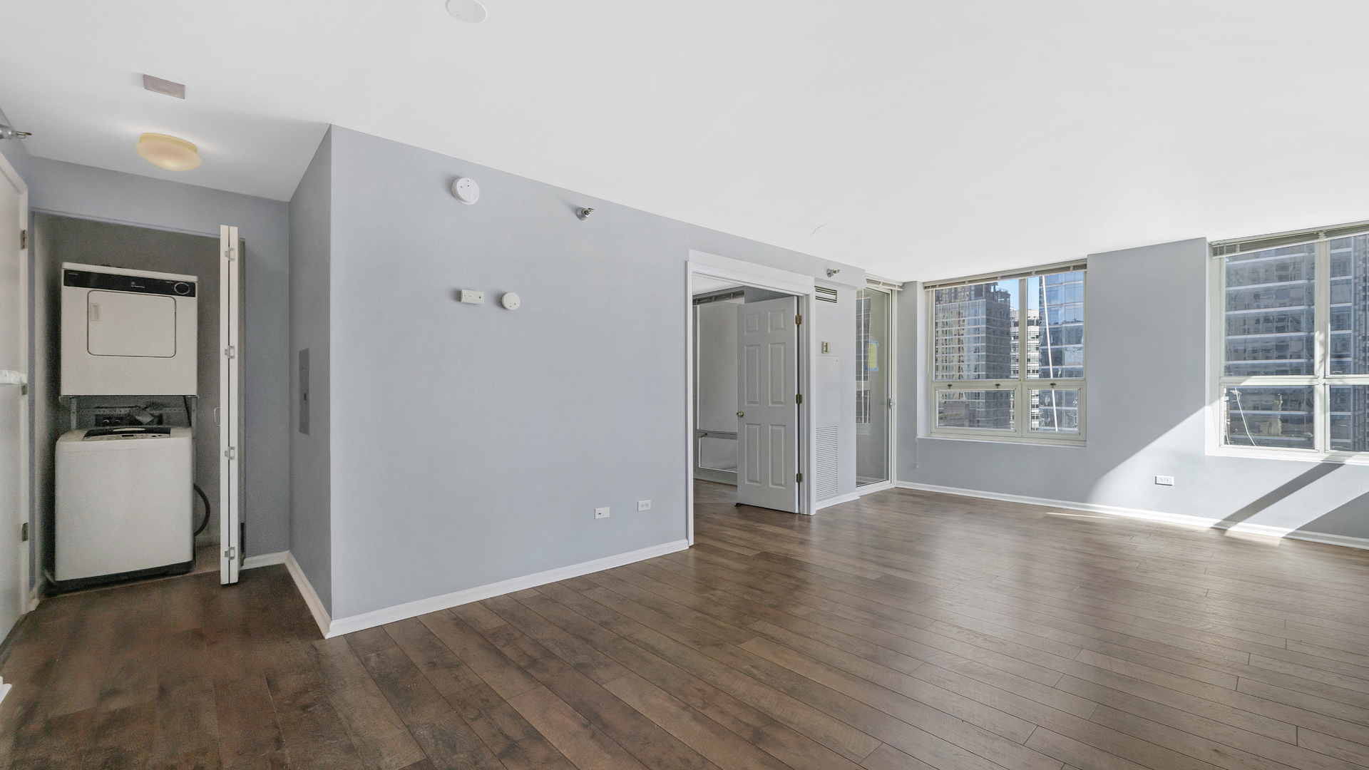 345 N La Salle Drive Unit: 1705