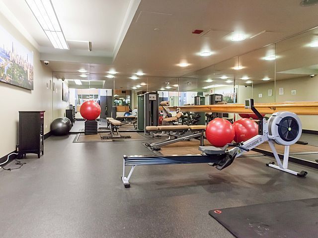 345 N La Salle Drive Unit: 1705