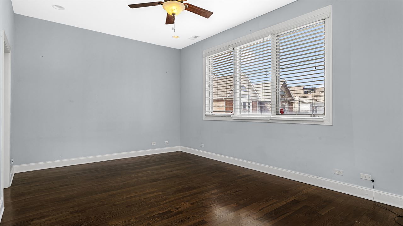1950 N Damen Avenue Unit: 2