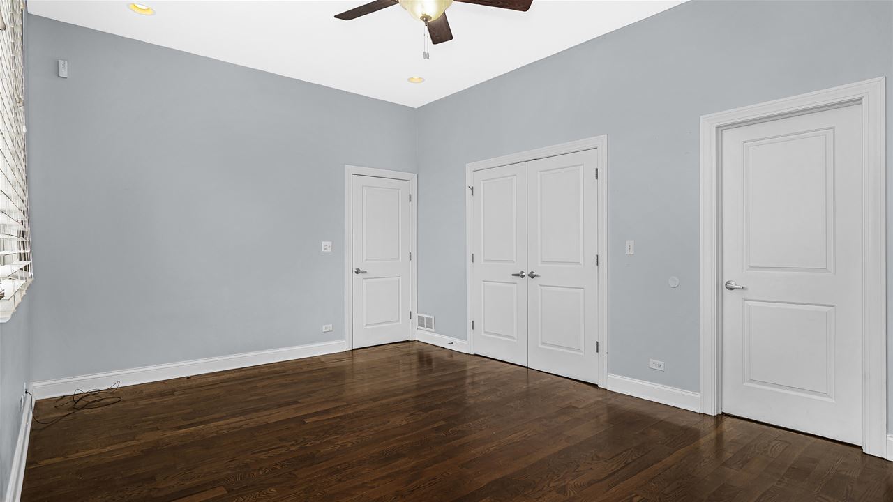 1950 N Damen Avenue Unit: 2