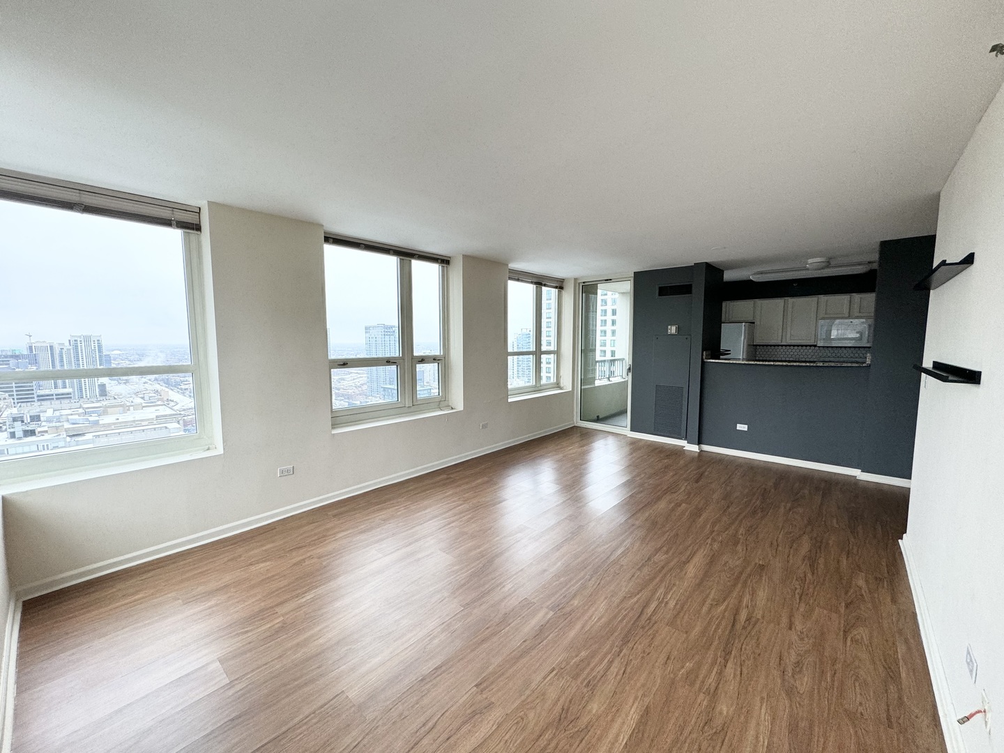345 N LA SALLE Street Unit: 4306