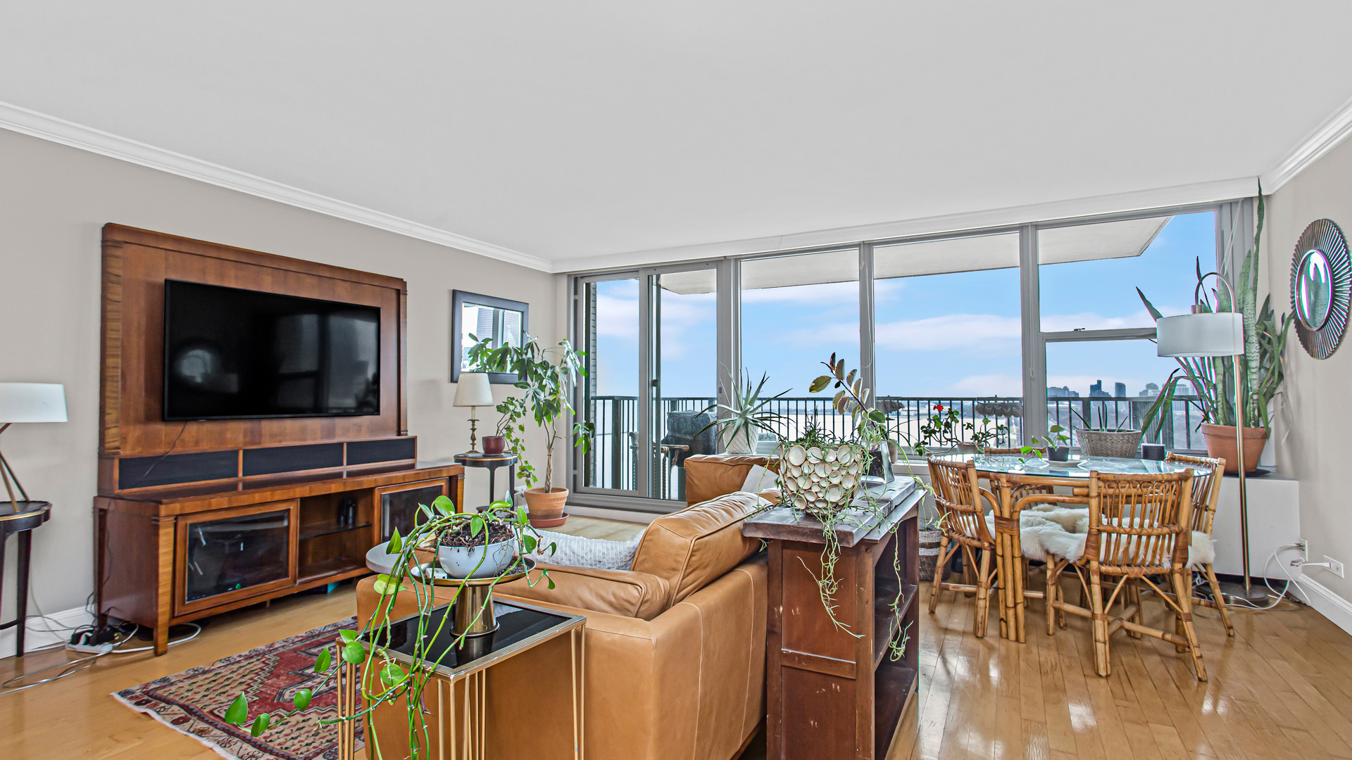 400 E RANDOLPH Street Unit: 1915