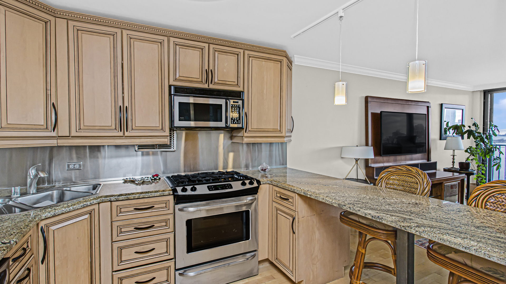 400 E RANDOLPH Street Unit: 1915