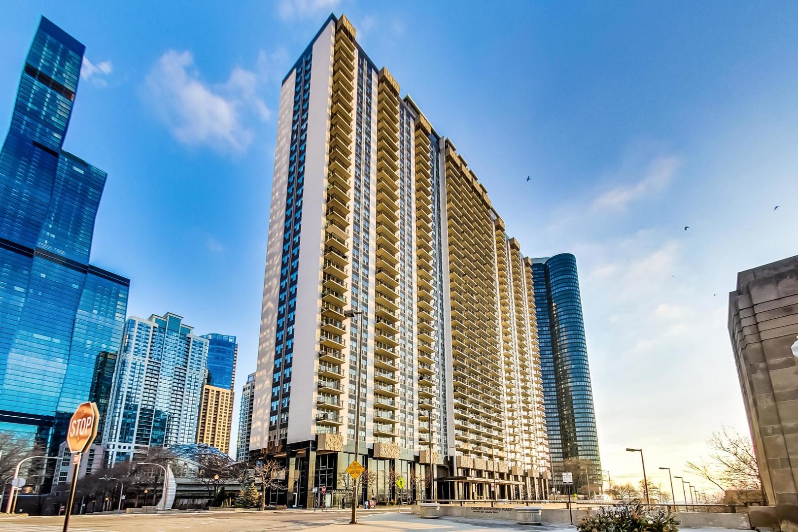 400 E Randolph Street Unit: 2812