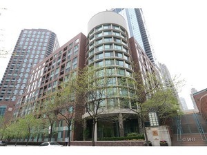 480 N McClurg Court Unit: 818