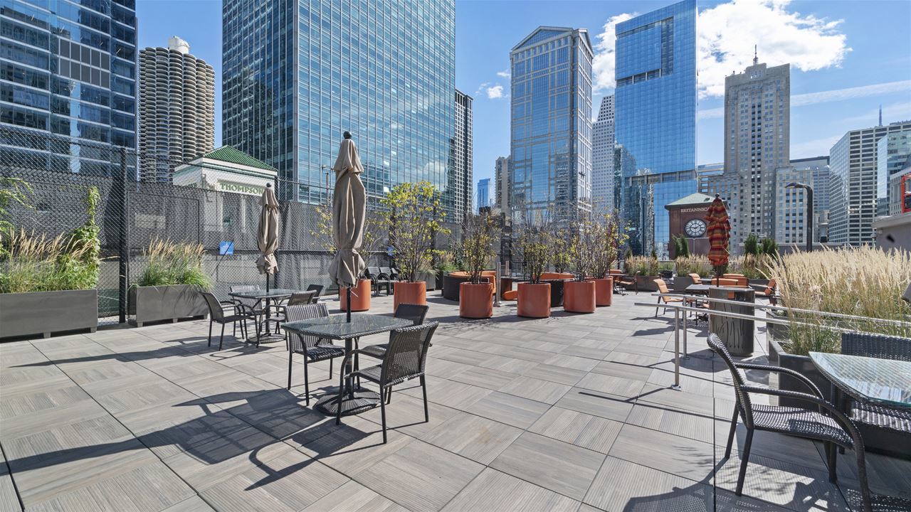 345 N La Salle Drive Unit: 3503