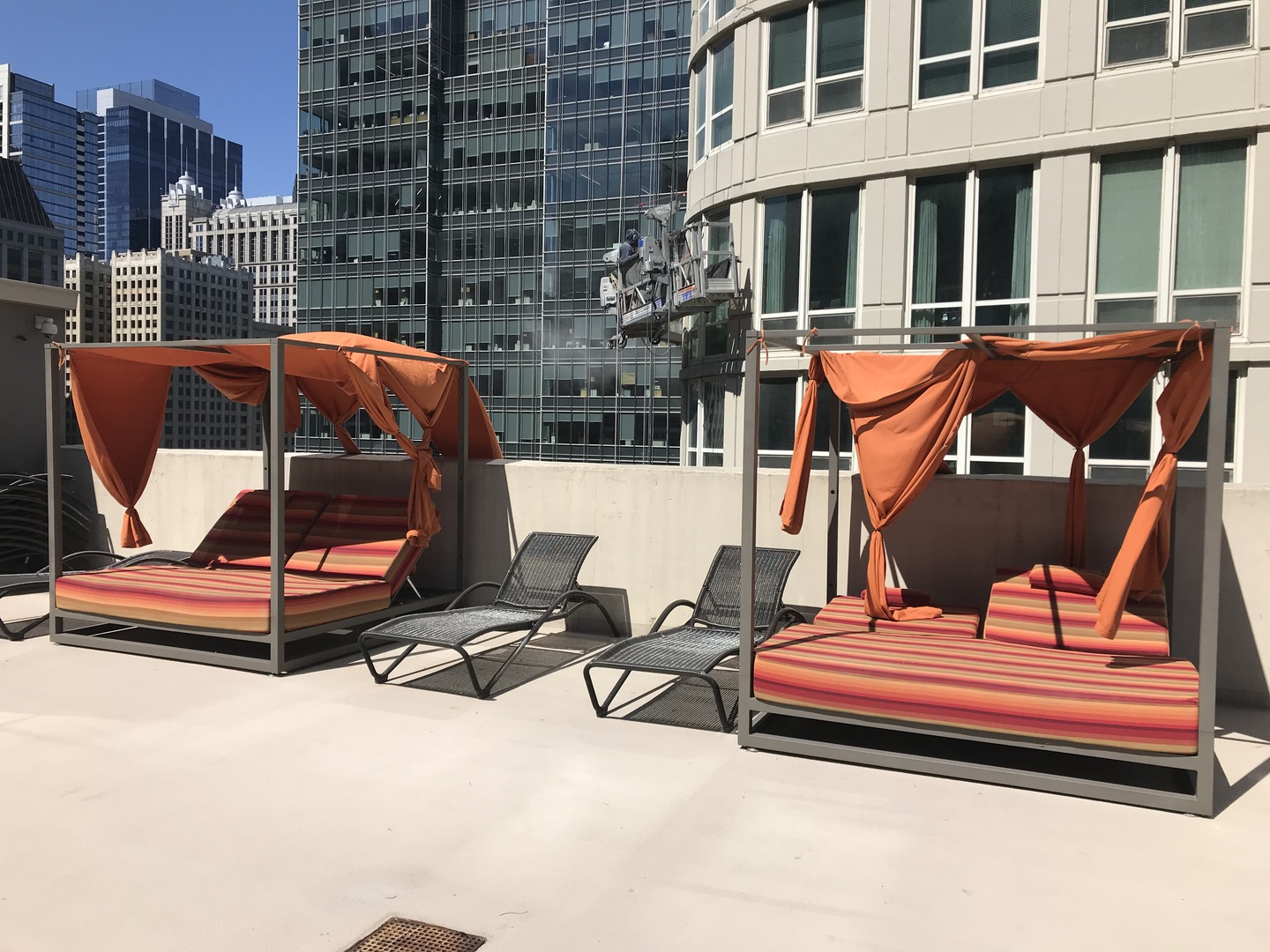 345 N La Salle Drive Unit: 3503