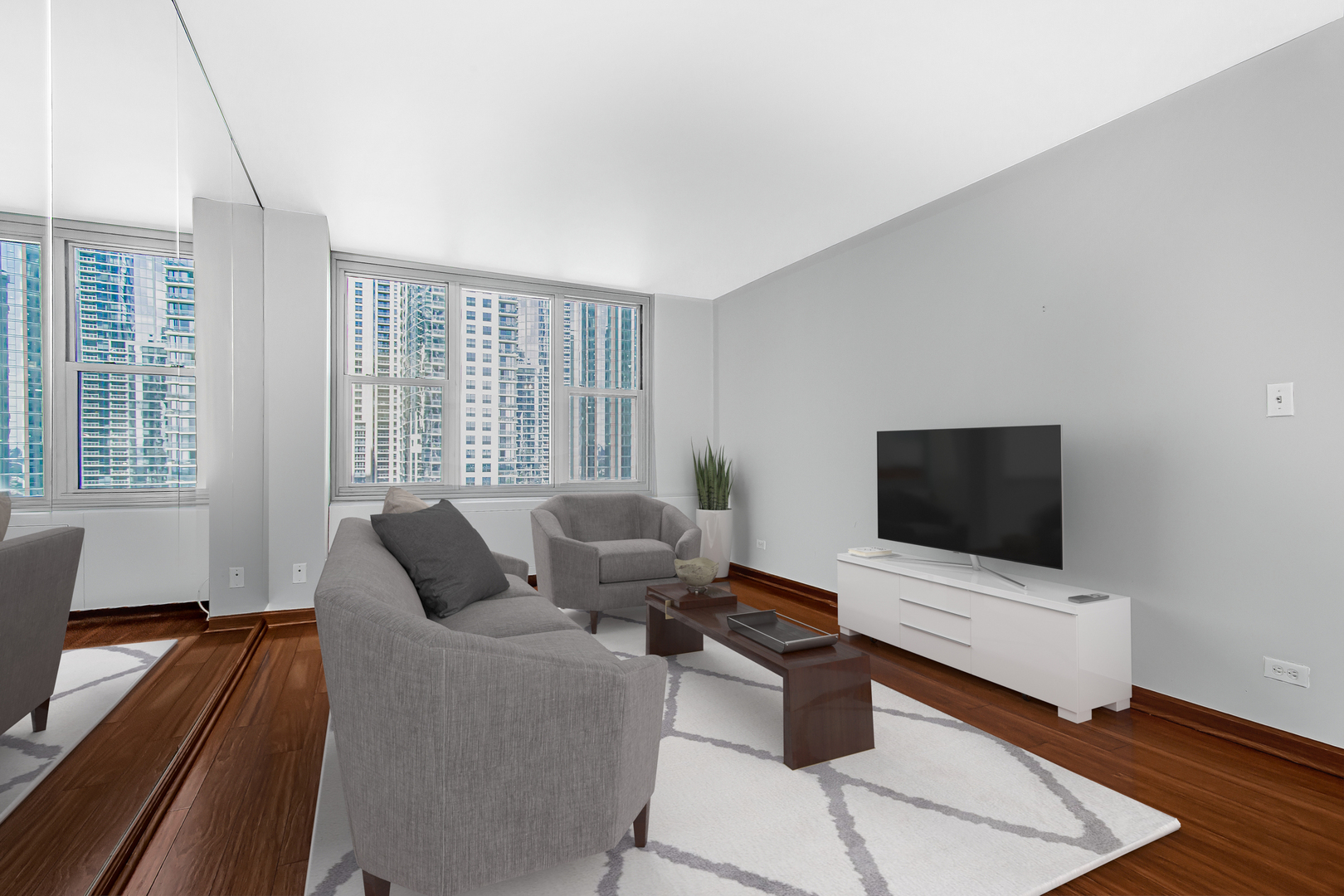 400 E RANDOLPH Street Unit: 1406