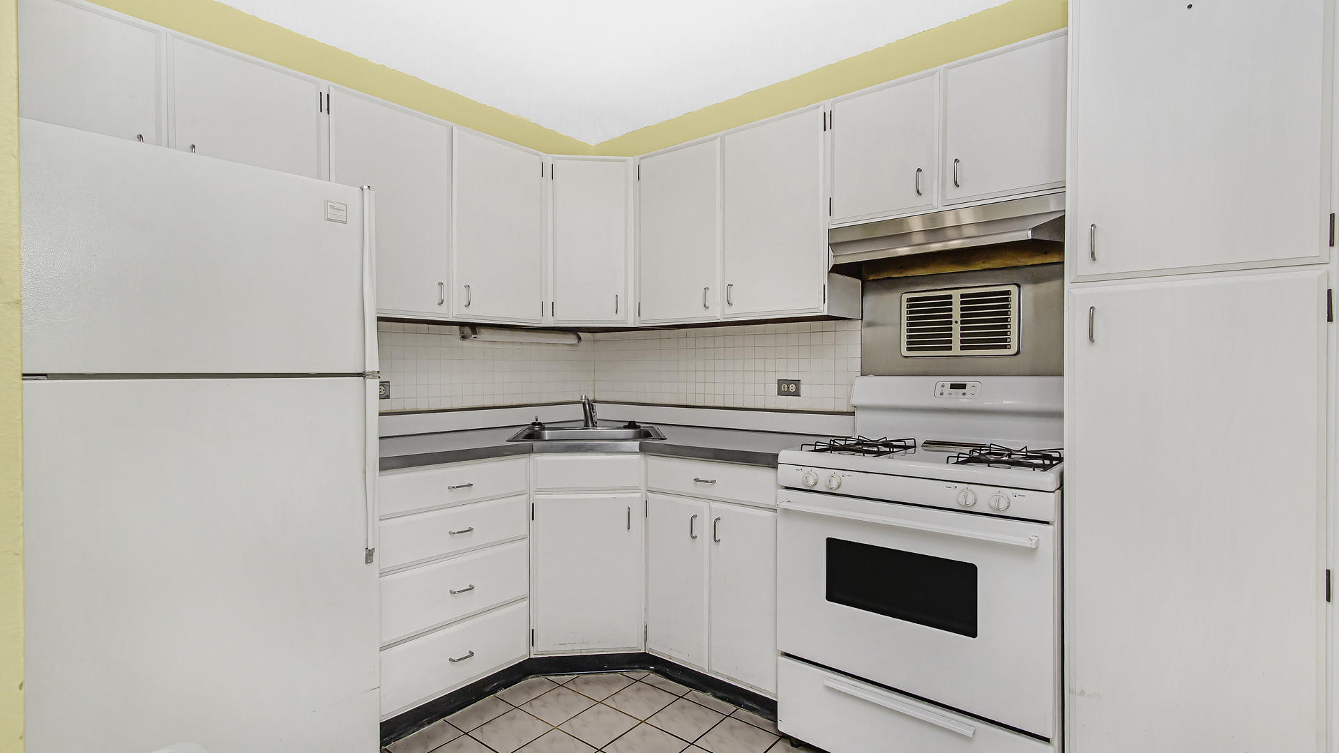 400 E RANDOLPH Street Unit: 1406