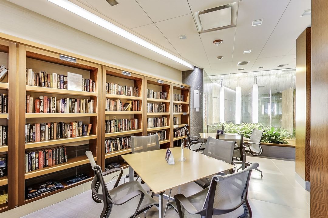 400 E RANDOLPH Street Unit: 1406