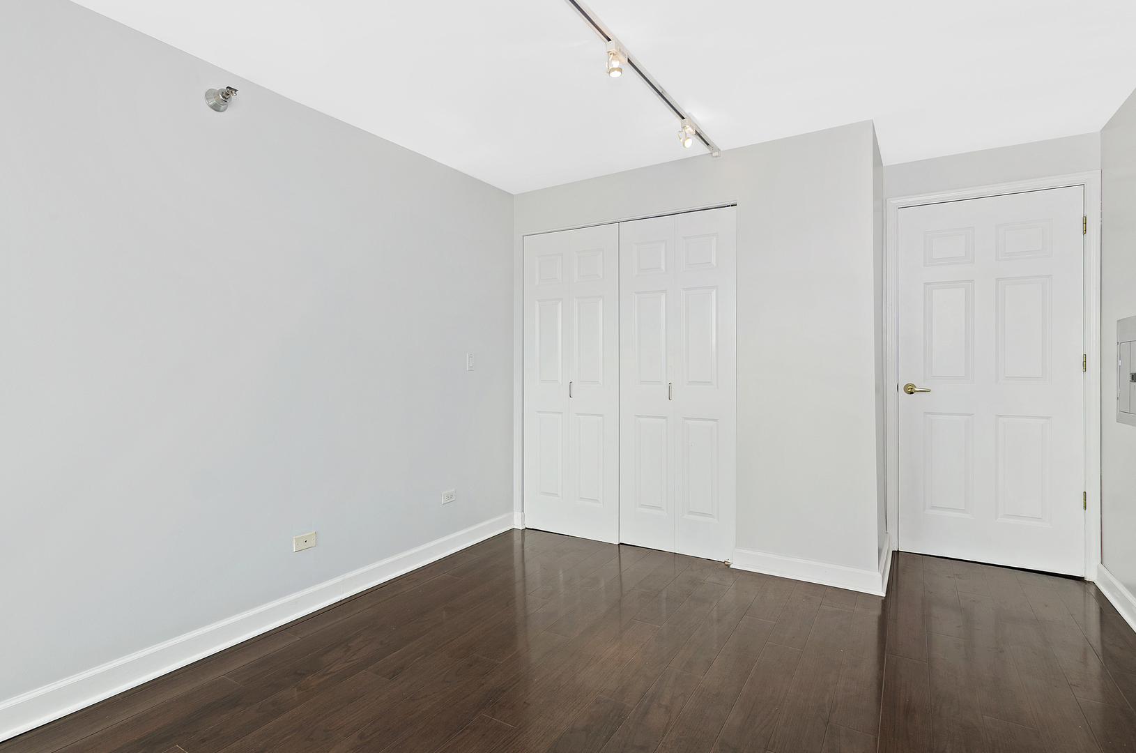 345 N La Salle Drive Unit: 3307