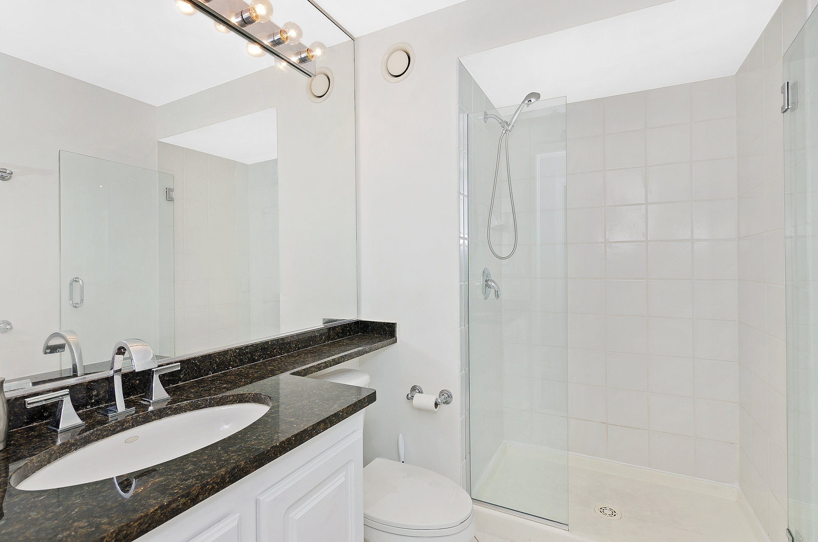 345 N La Salle Drive Unit: 3307