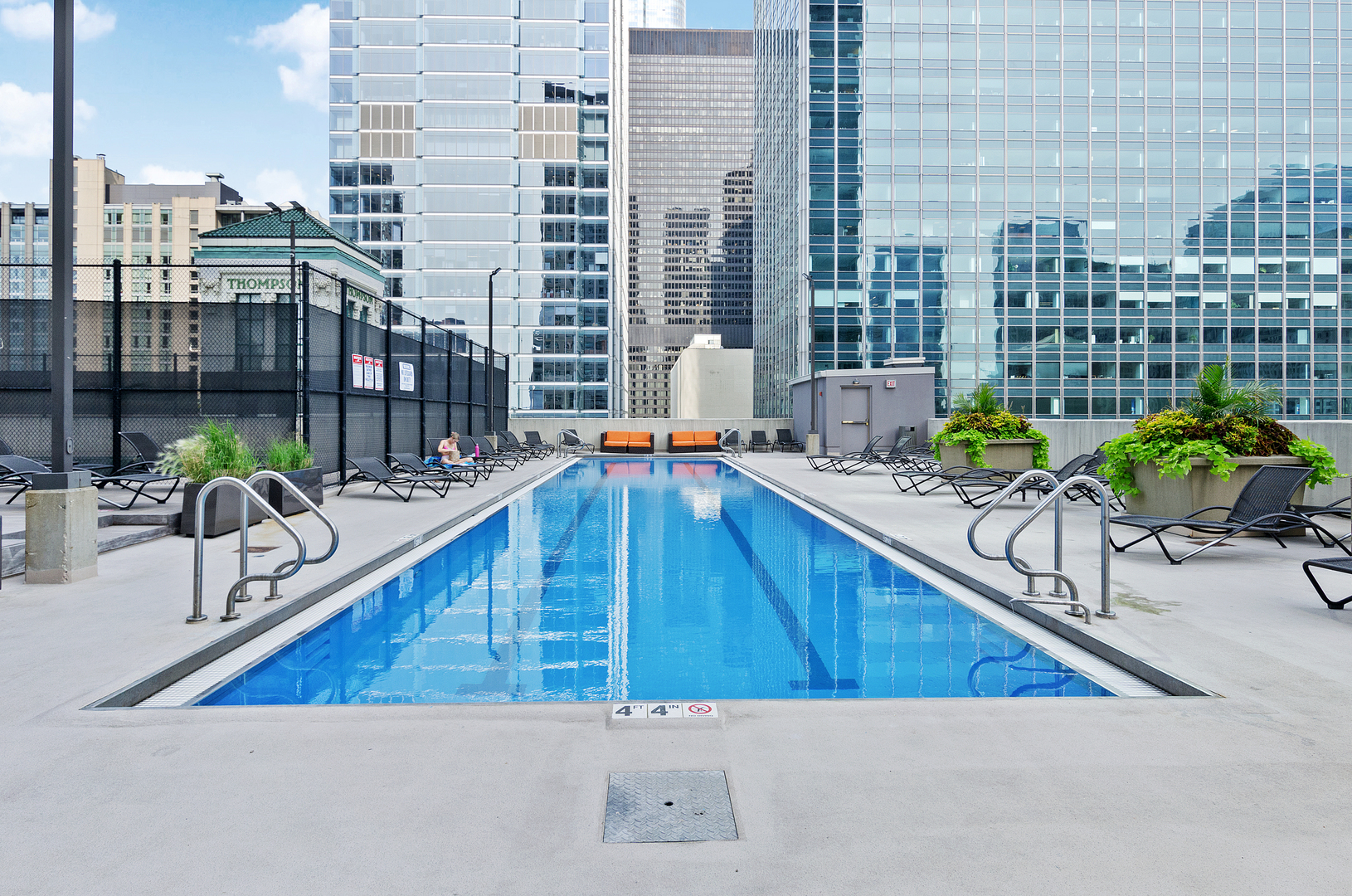 345 N La Salle Drive Unit: 3307