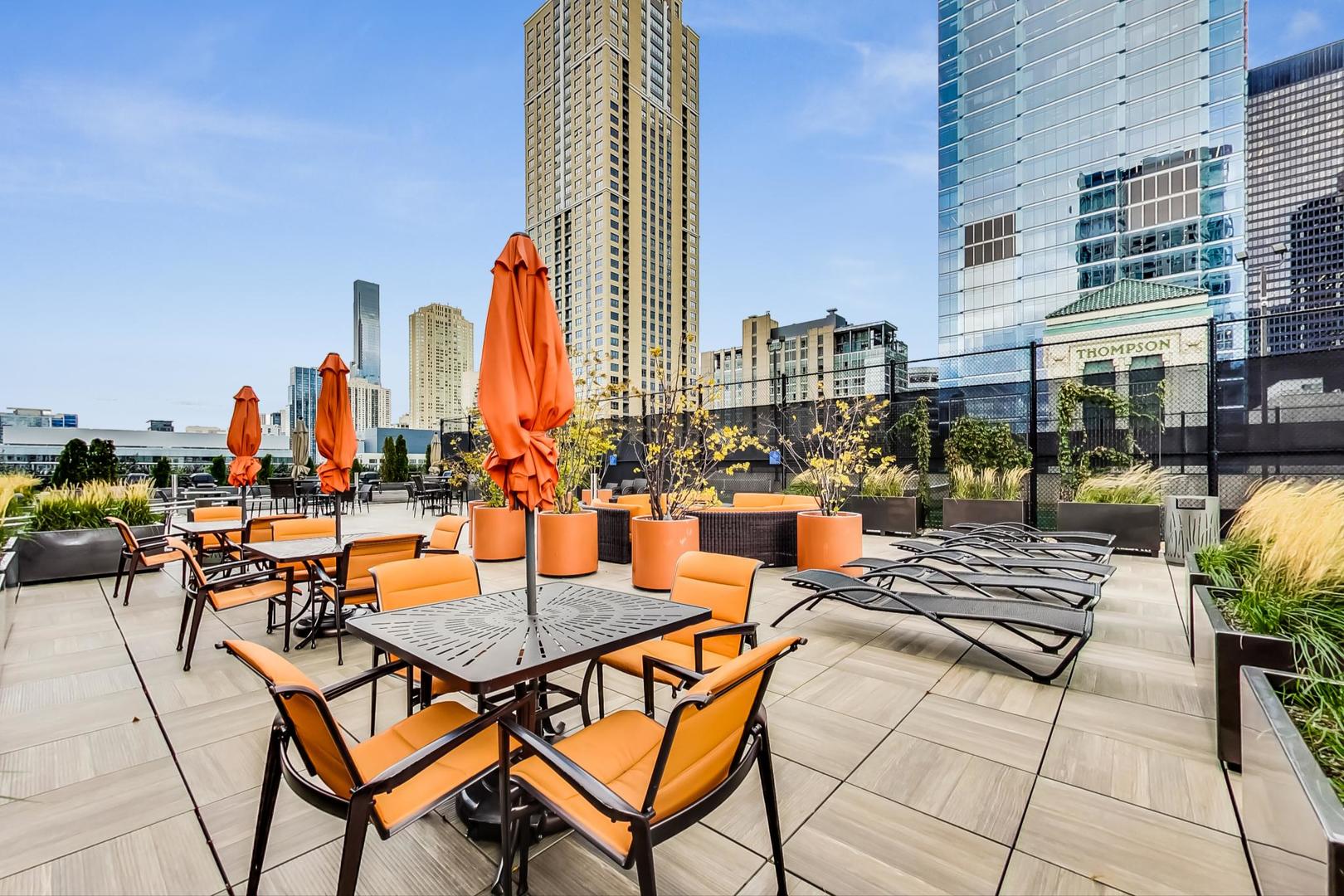 345 N La Salle Drive Unit: 3307