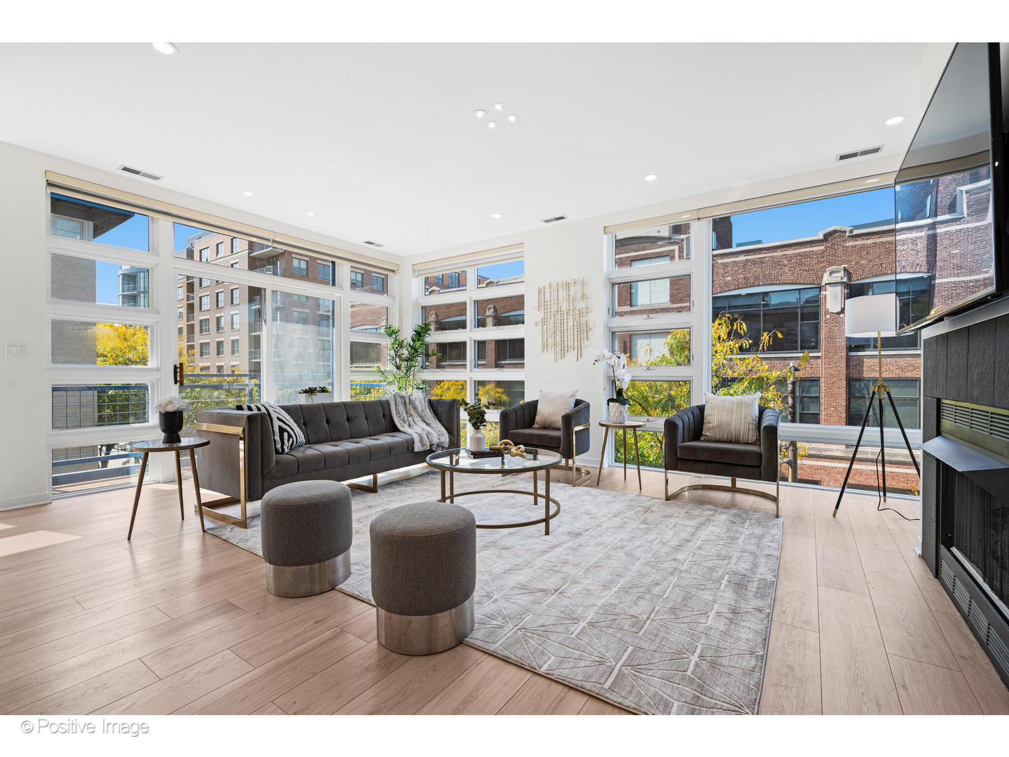 1151 W Washington Boulevard Unit: 136