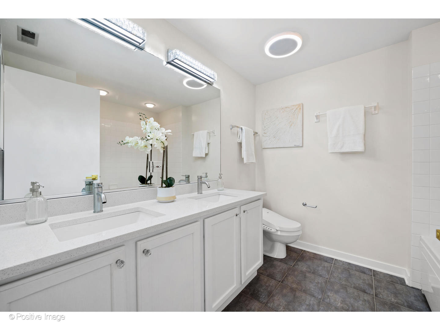 1151 W Washington Boulevard Unit: 136