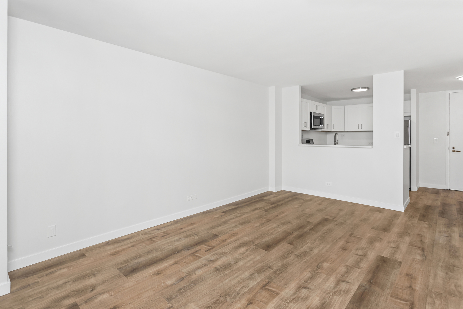 400 E RANDOLPH Street Unit: 2504