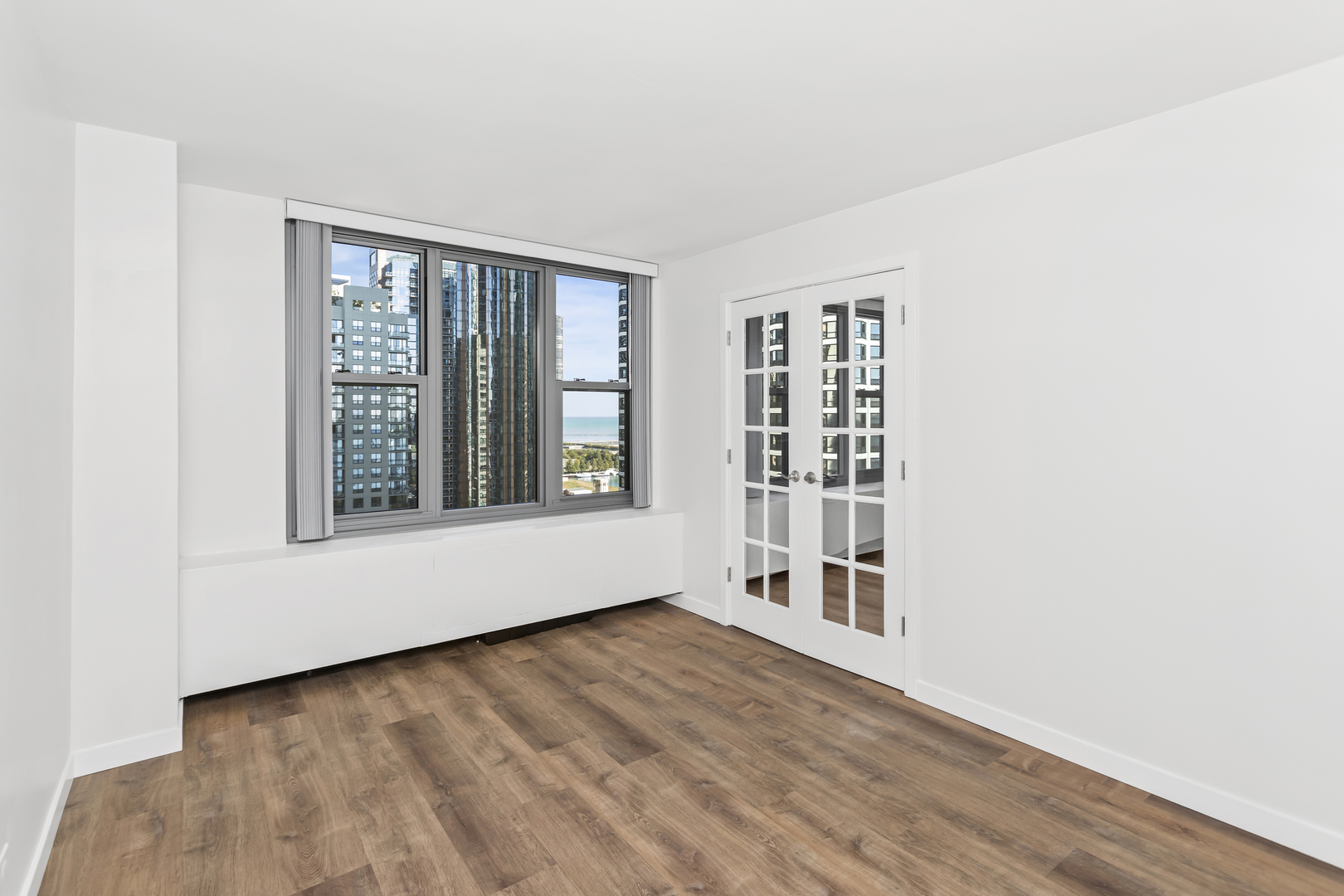 400 E RANDOLPH Street Unit: 2504