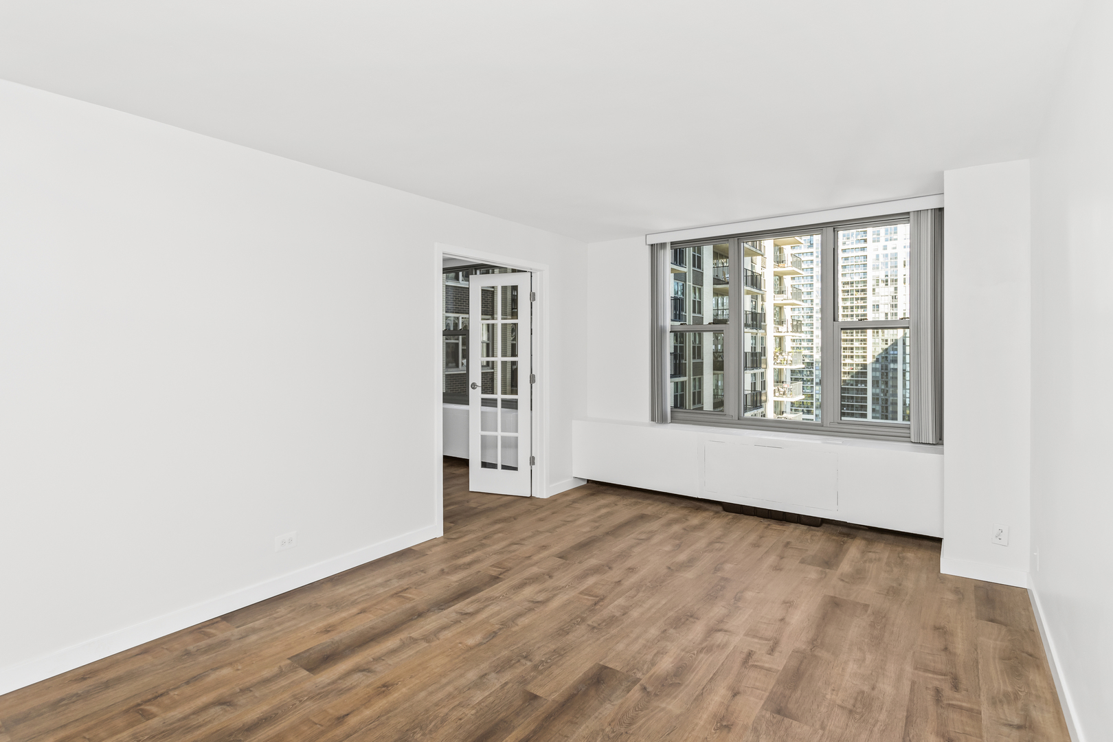 400 E RANDOLPH Street Unit: 2504