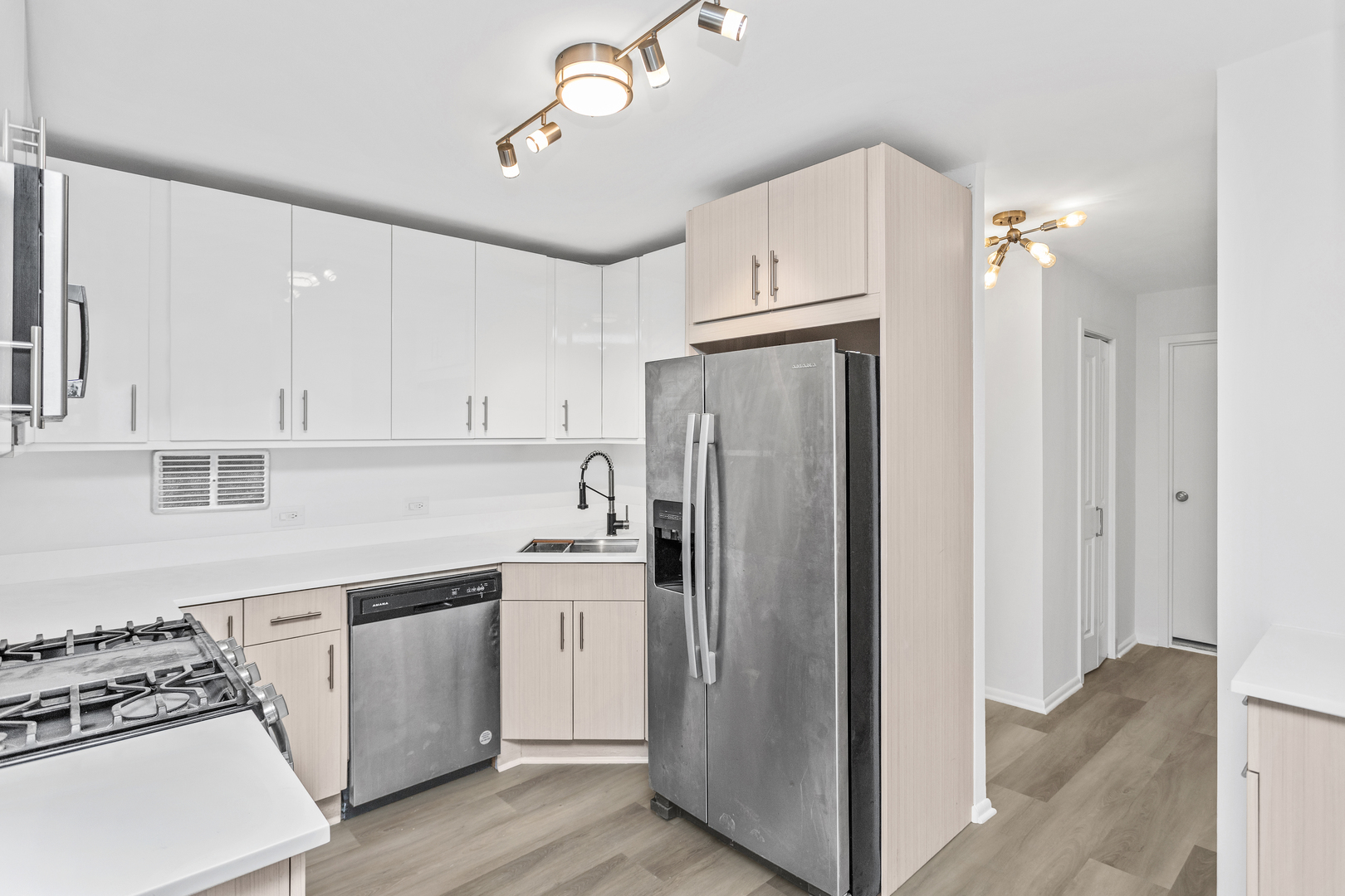 400 E Randolph Street Unit: 1219