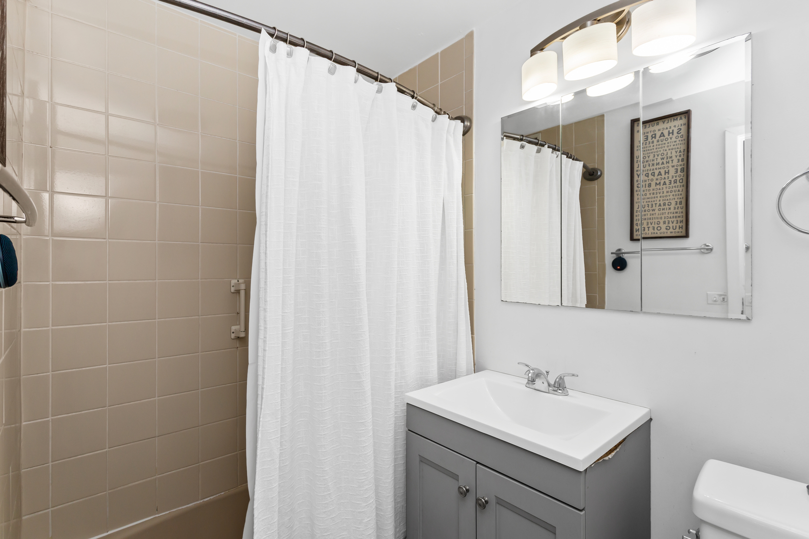 400 E Randolph Street Unit: 3317
