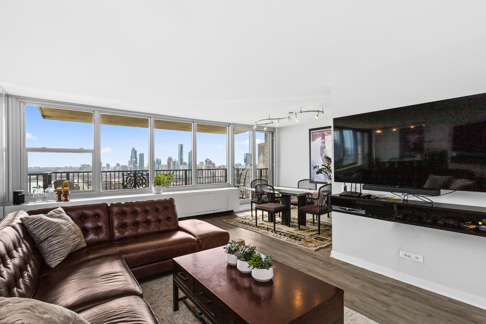 400 E Randolph Street Unit: 3317