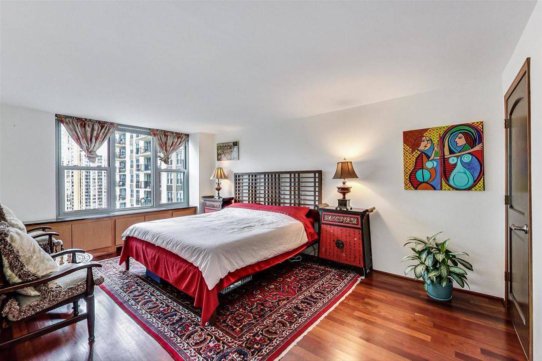 400 E Randolph Street Unit: 3018