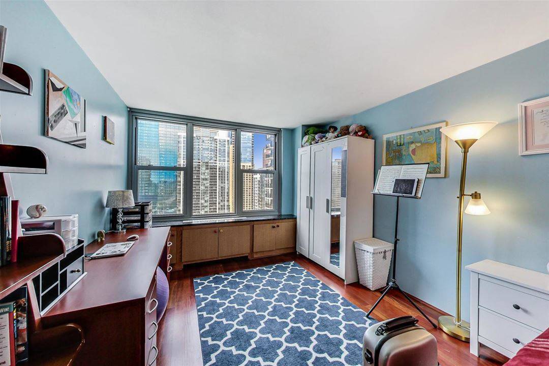 400 E Randolph Street Unit: 3018