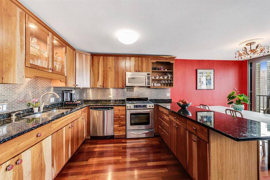 400 E Randolph Street Unit: 3018