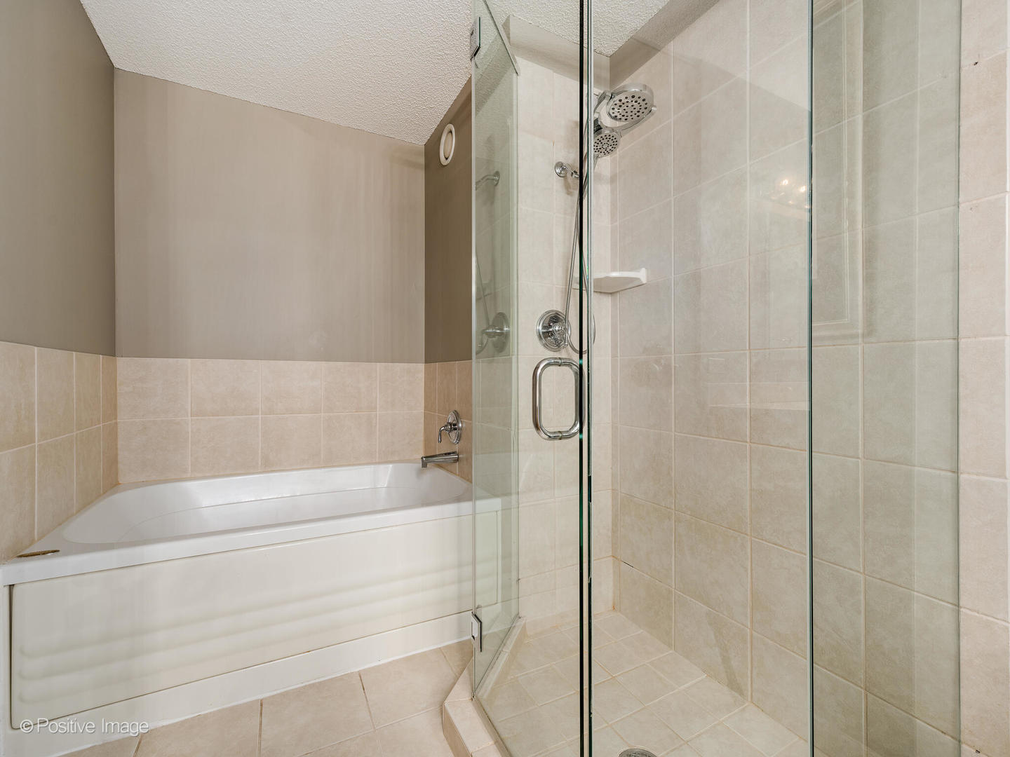 222 N Columbus Drive Unit: 4803
