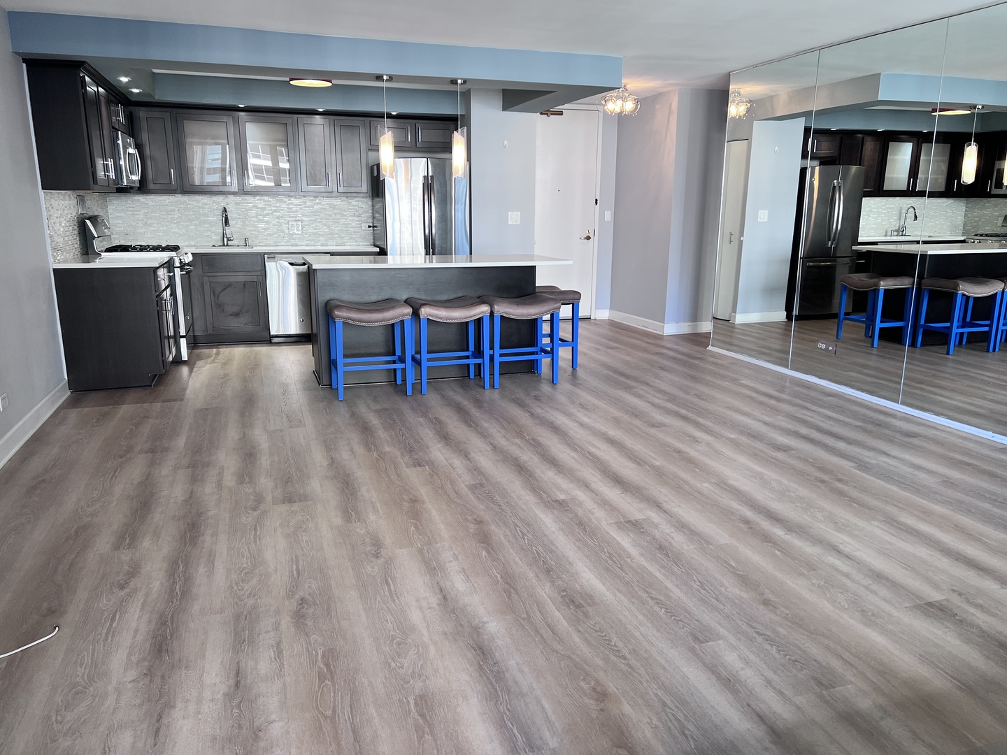 400 E RANDOLPH Street Unit: 2324