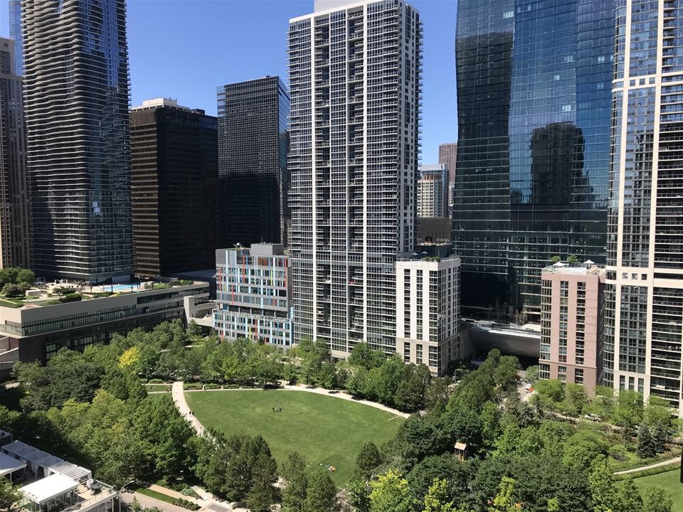 400 E RANDOLPH Street Unit: 2324