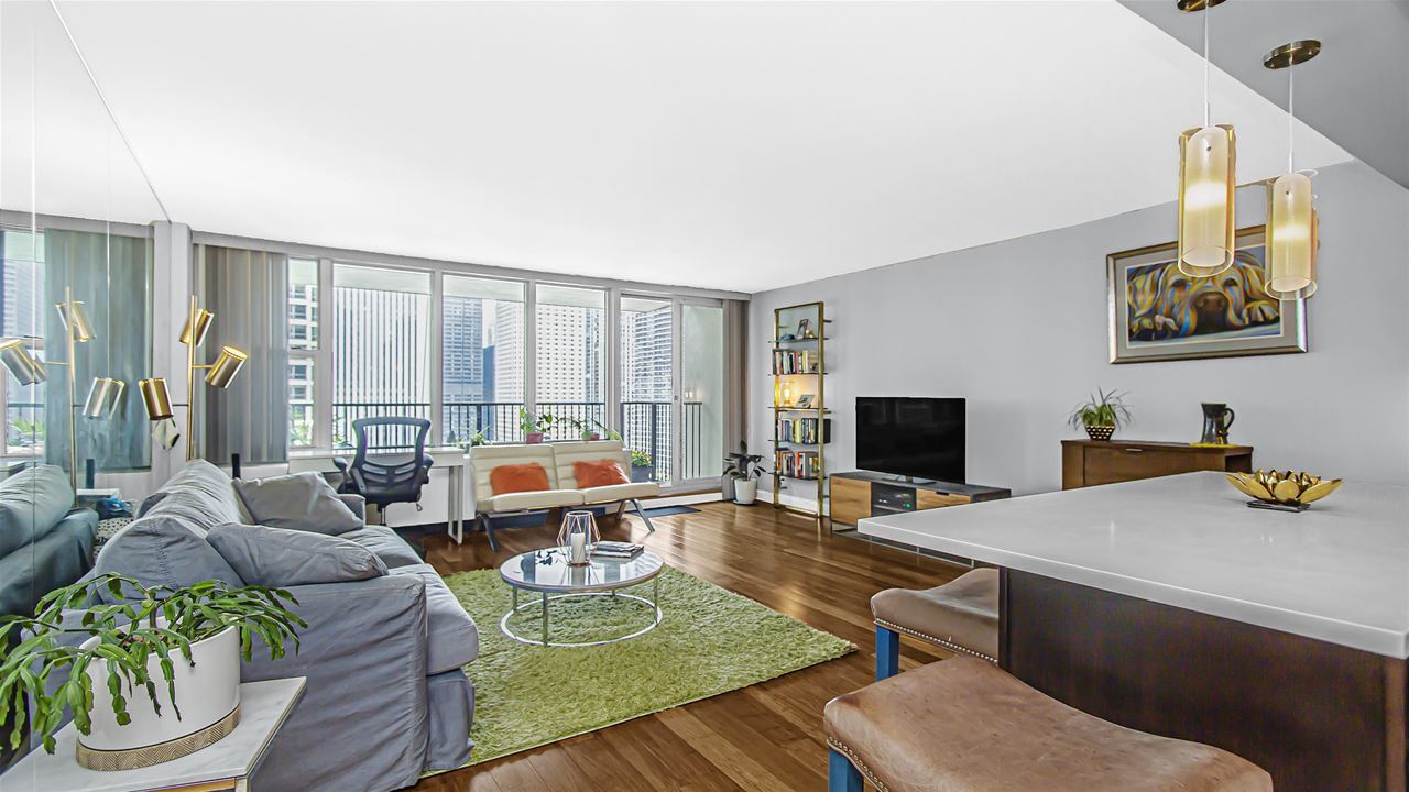 400 E RANDOLPH Street Unit: 2324