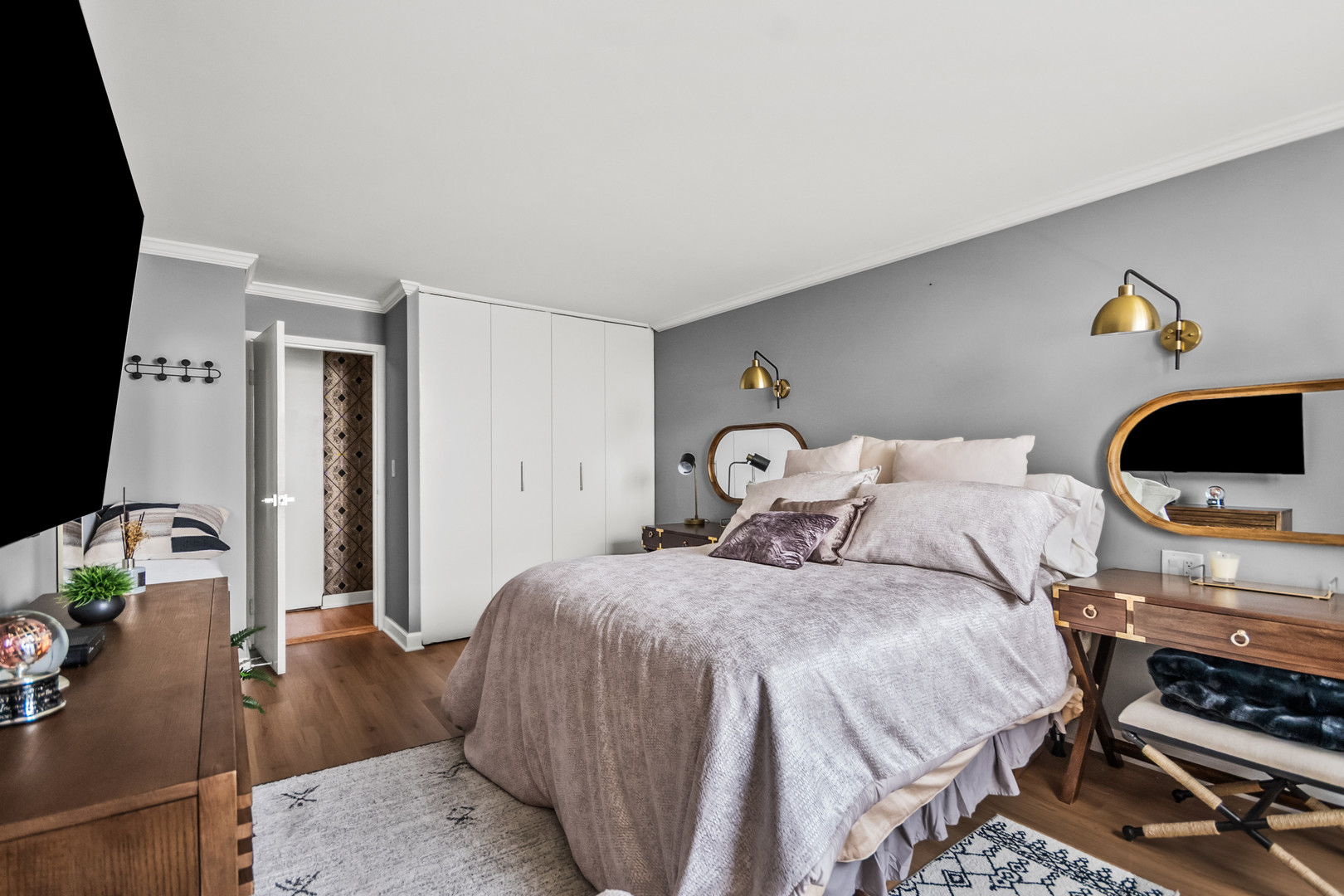400 E Randolph Street Unit: 1405