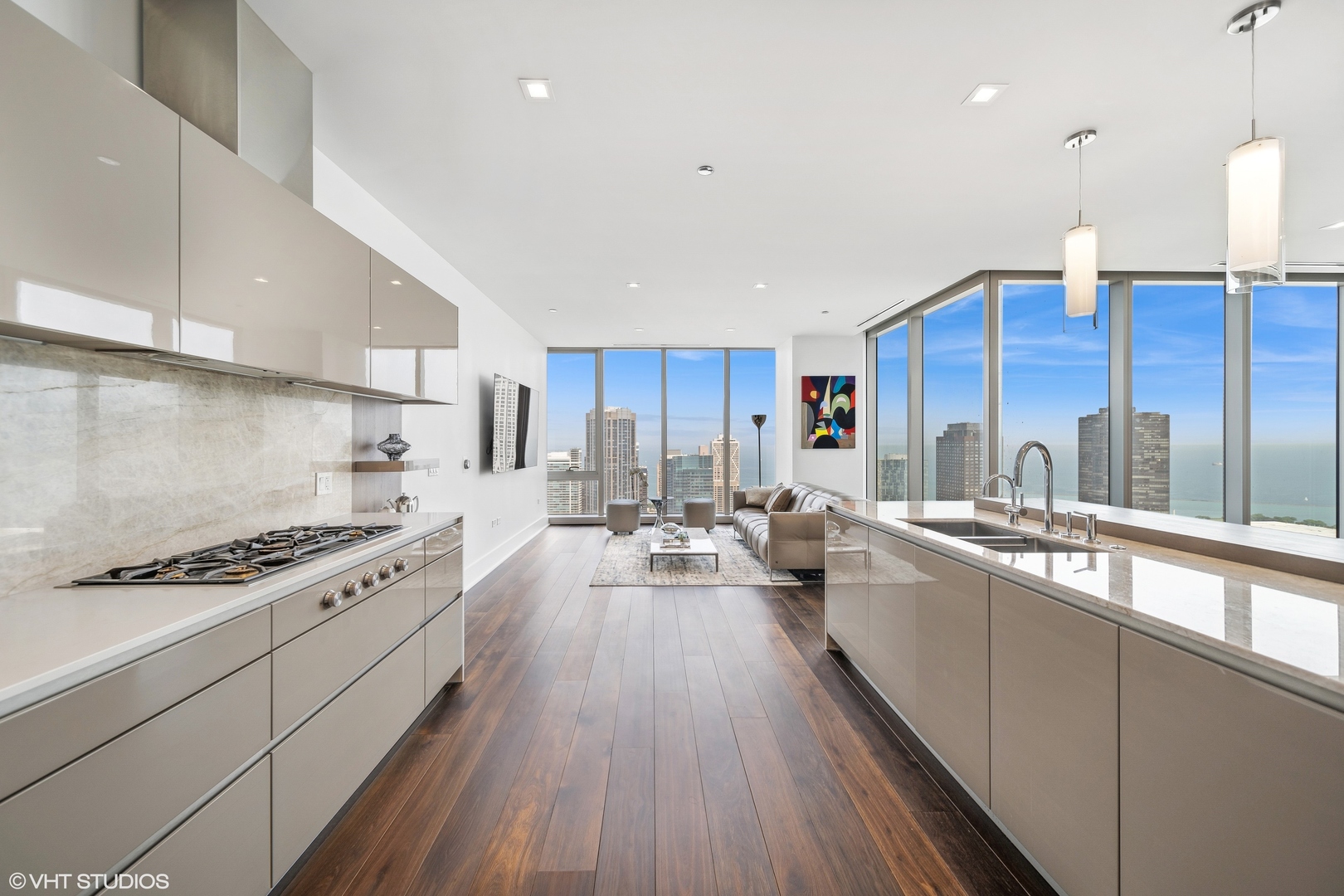 363 E Wacker Drive Unit: 4304