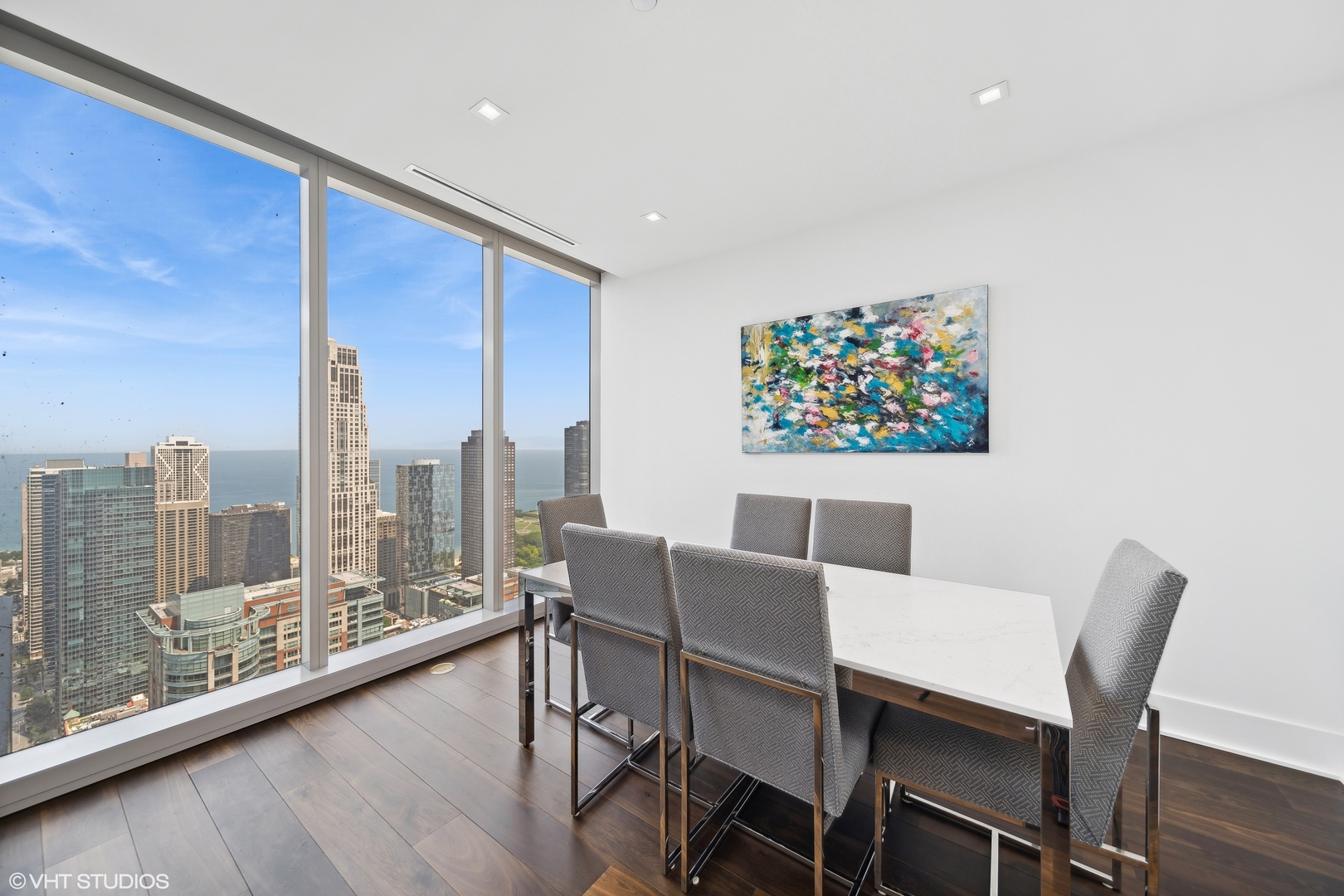 363 E Wacker Drive Unit: 4304