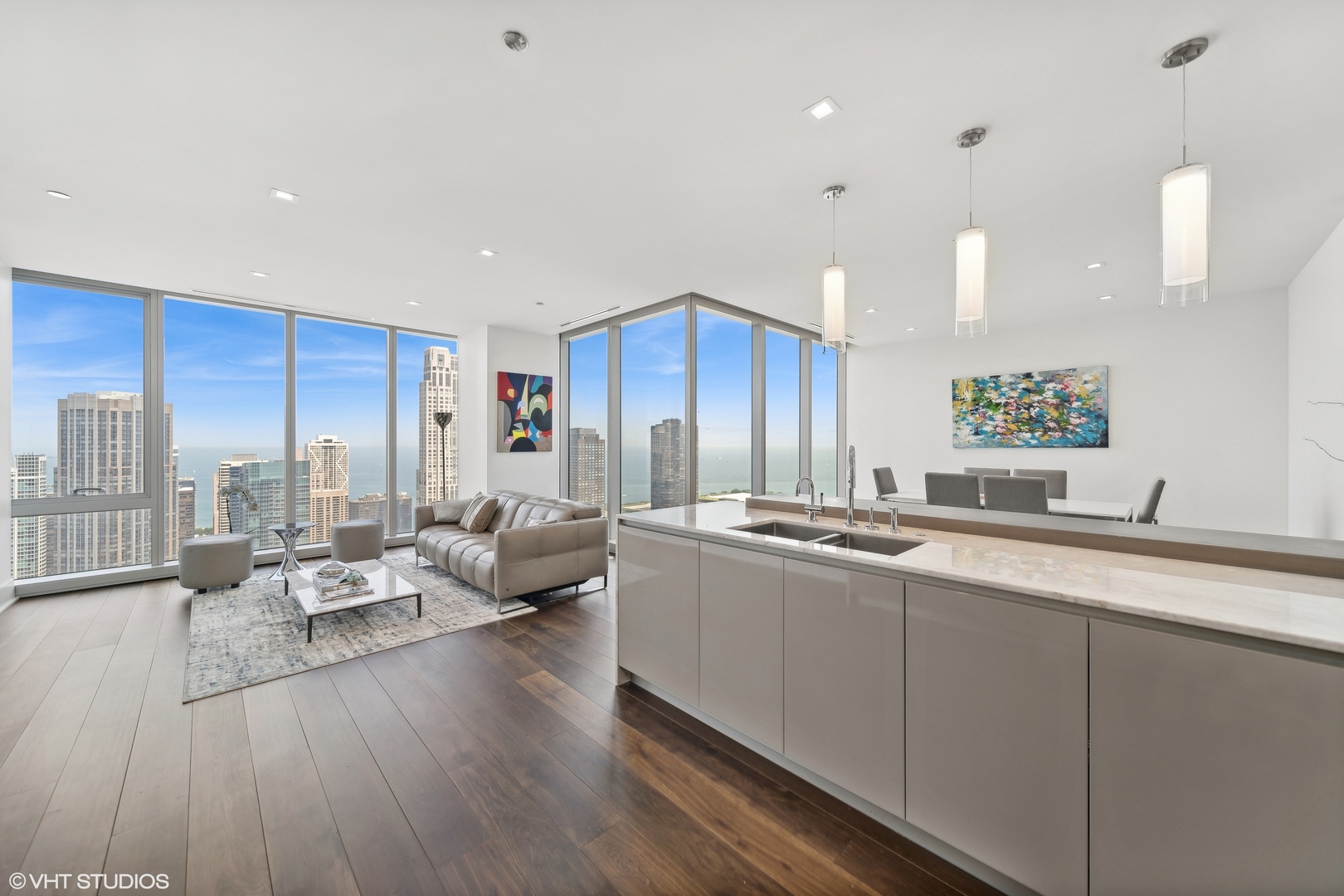 363 E Wacker Drive Unit: 4304