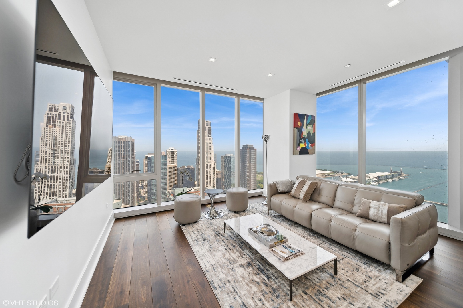 363 E Wacker Drive Unit: 4304