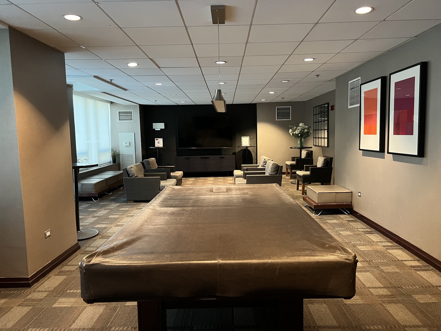33 W ONTARIO Street Unit: 42EN
