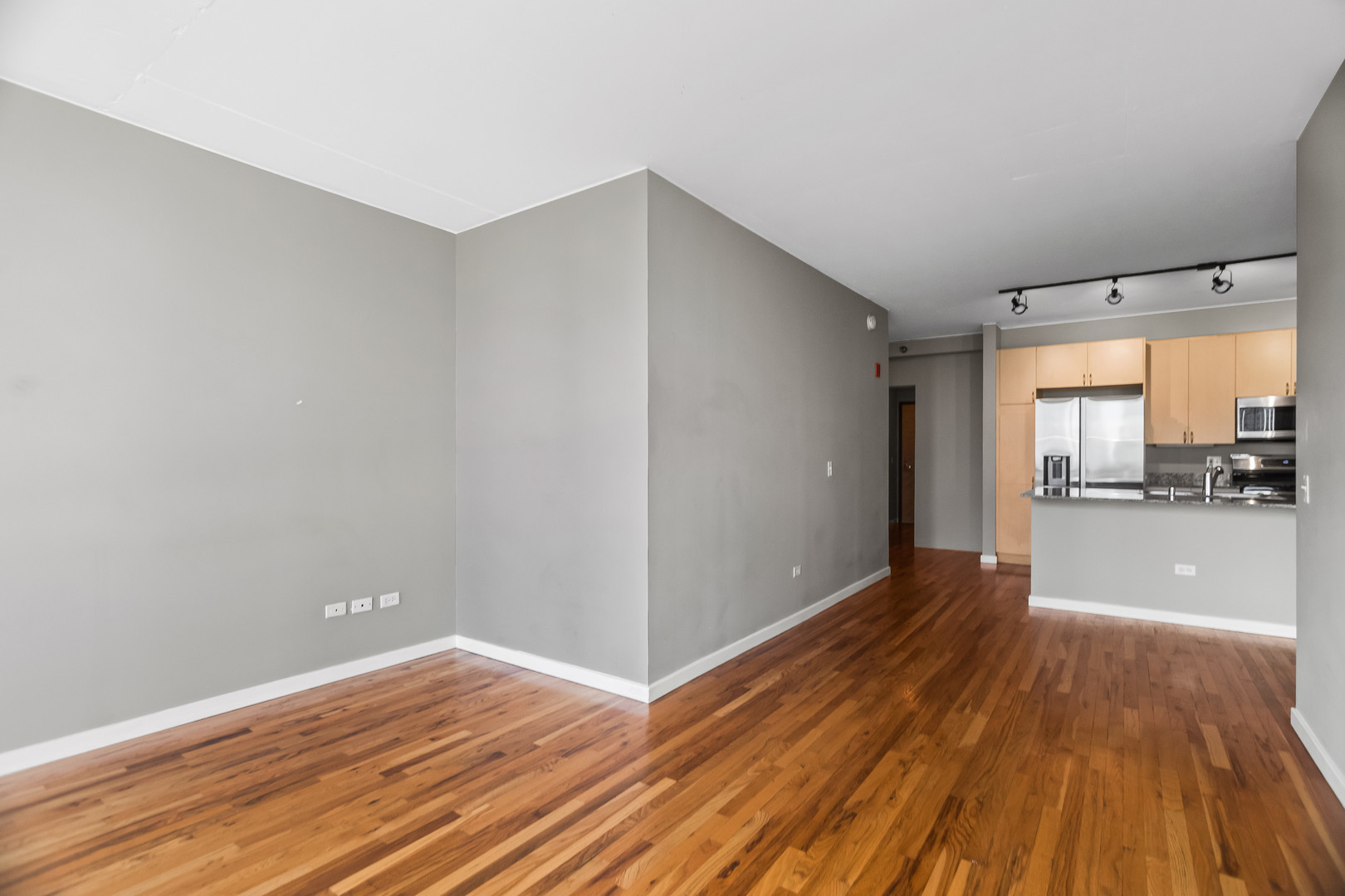 1845 S Michigan Avenue Unit: 808