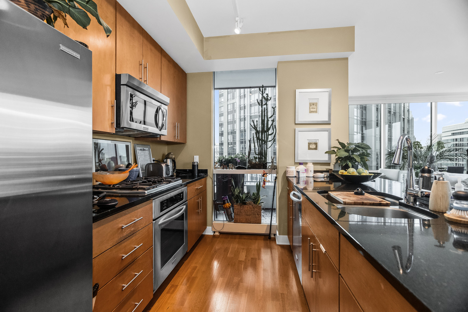 505 N McClurg Court Unit: 4406