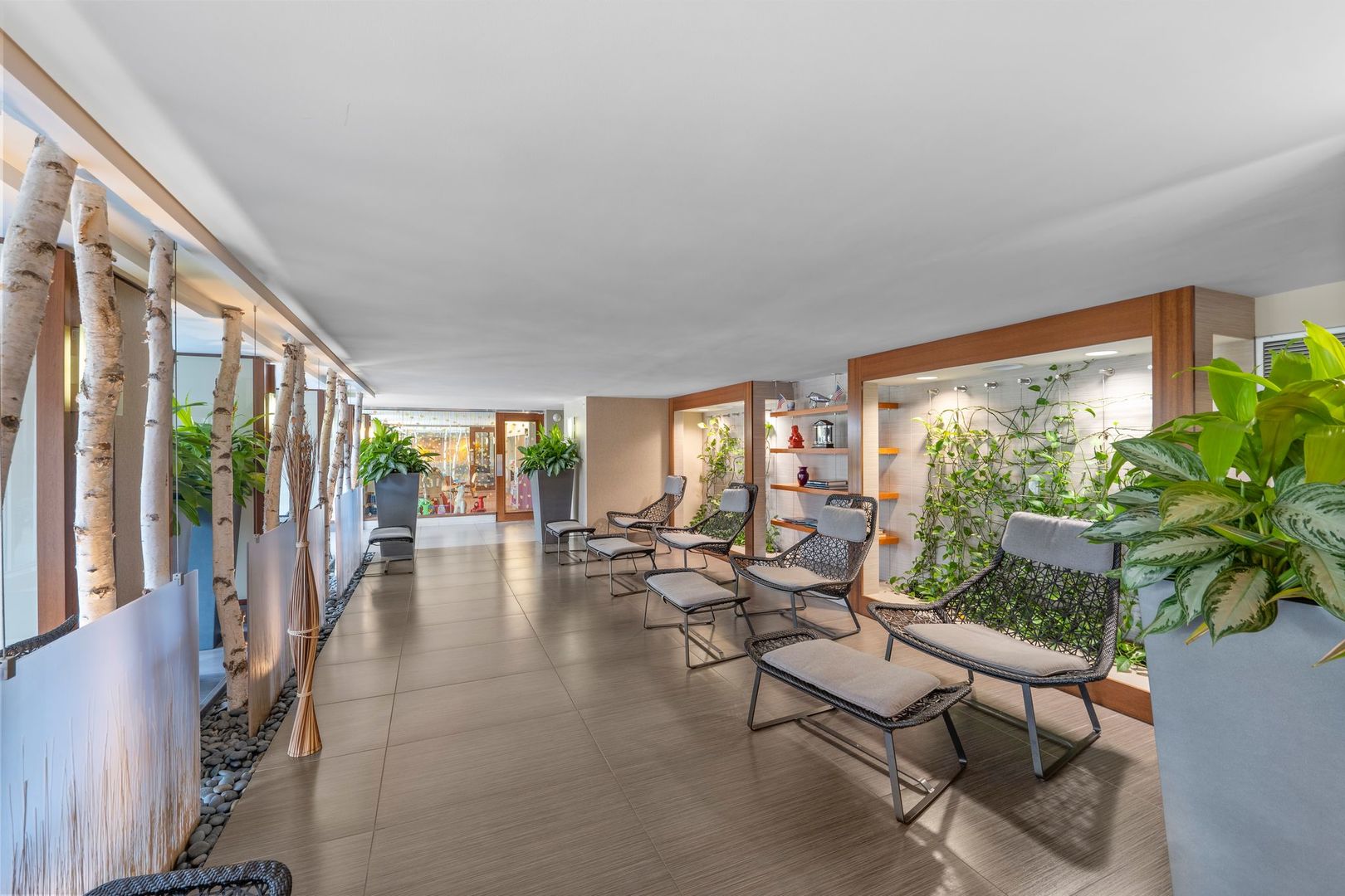 400 E Randolph Street Unit: 3702