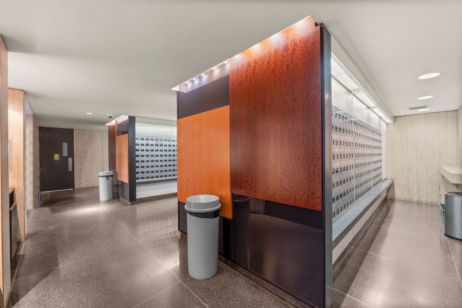 400 E Randolph Street Unit: 3702