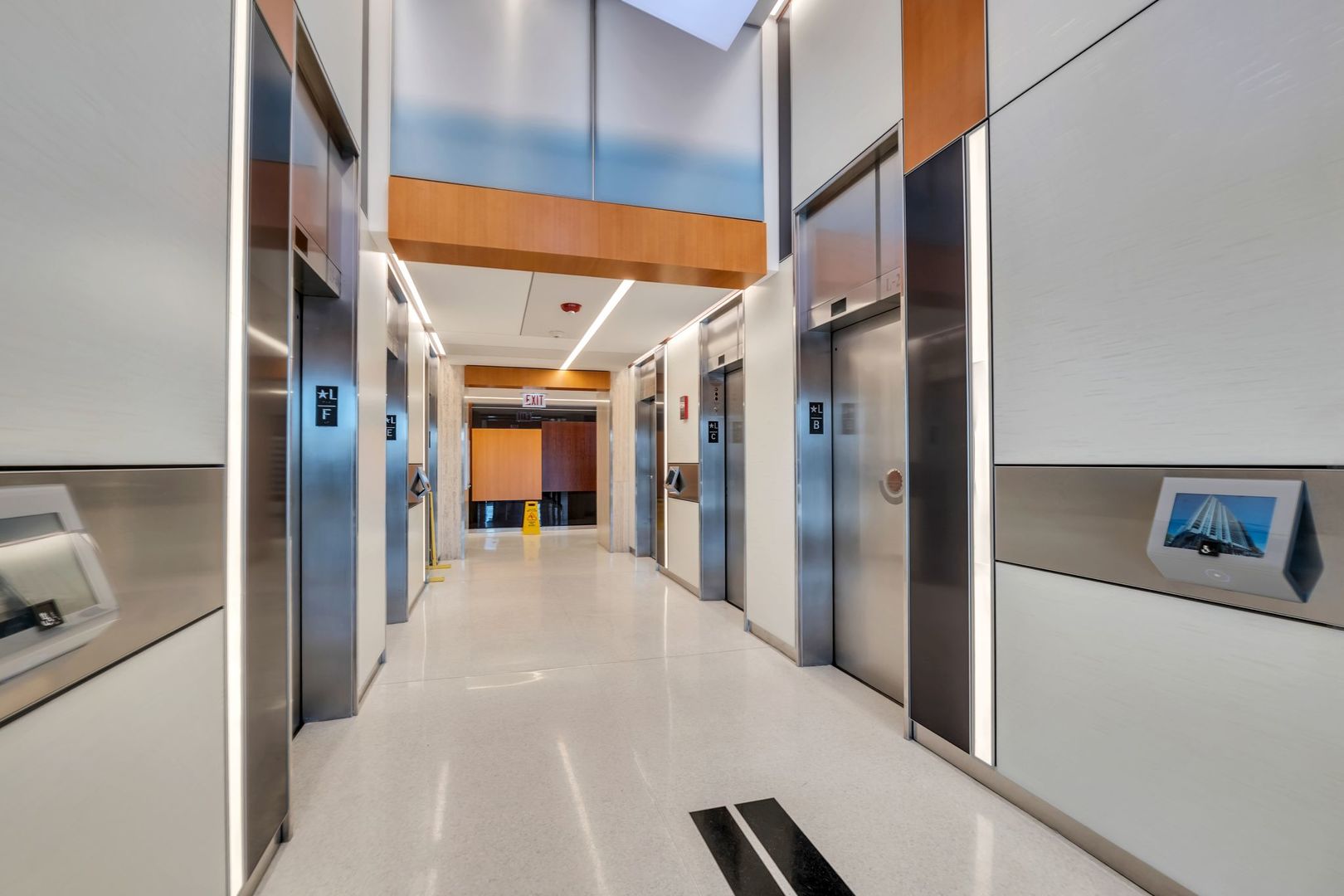 400 E Randolph Street Unit: 3702