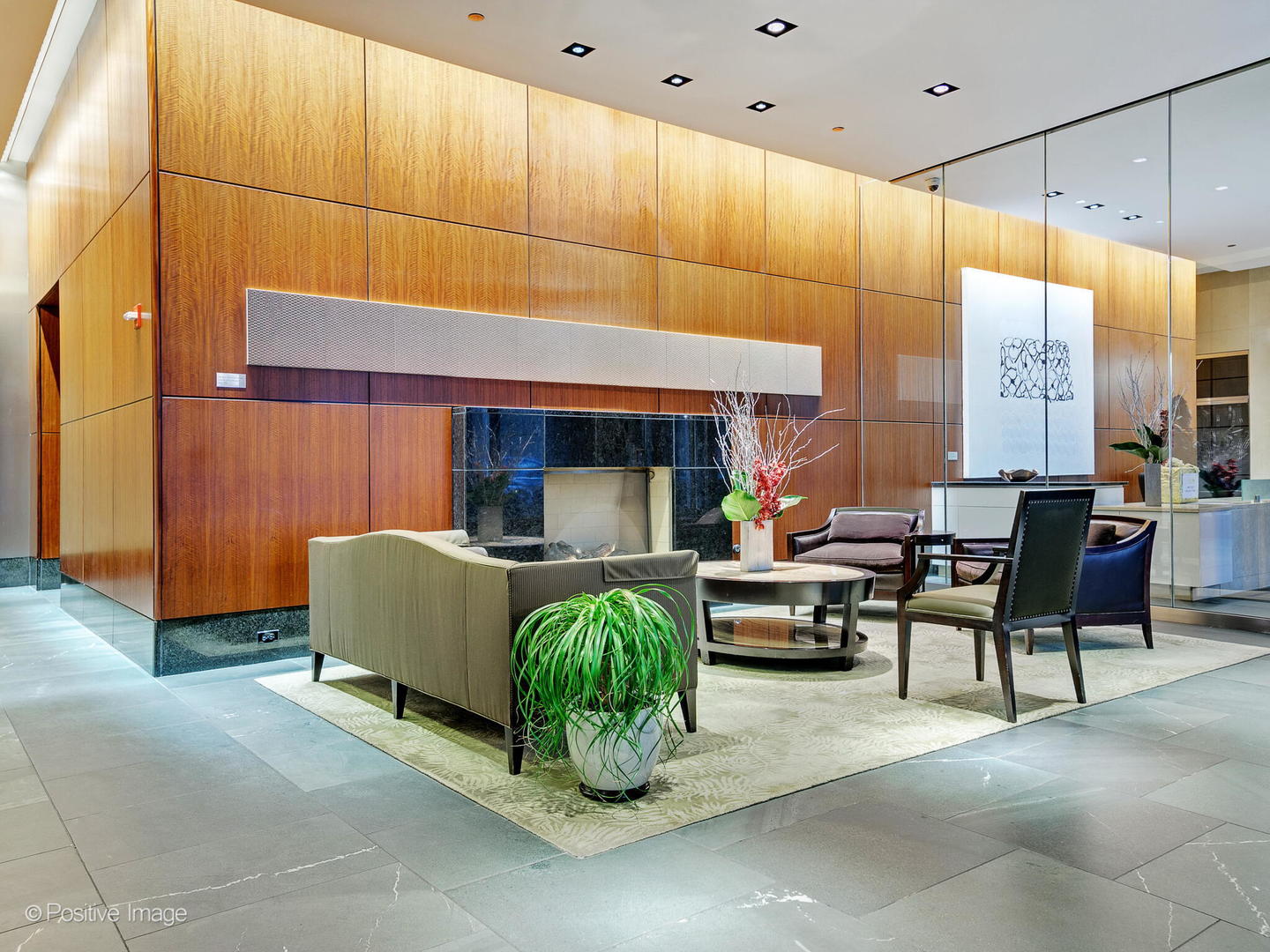 130 N Garland Court Unit: 3803