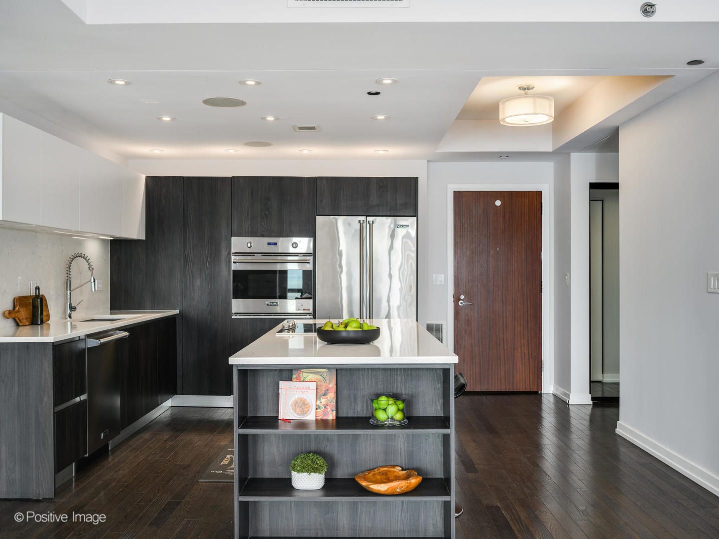 130 N Garland Court Unit: 3803