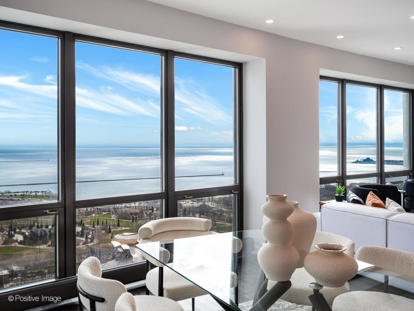 130 N Garland Court Unit: 3803