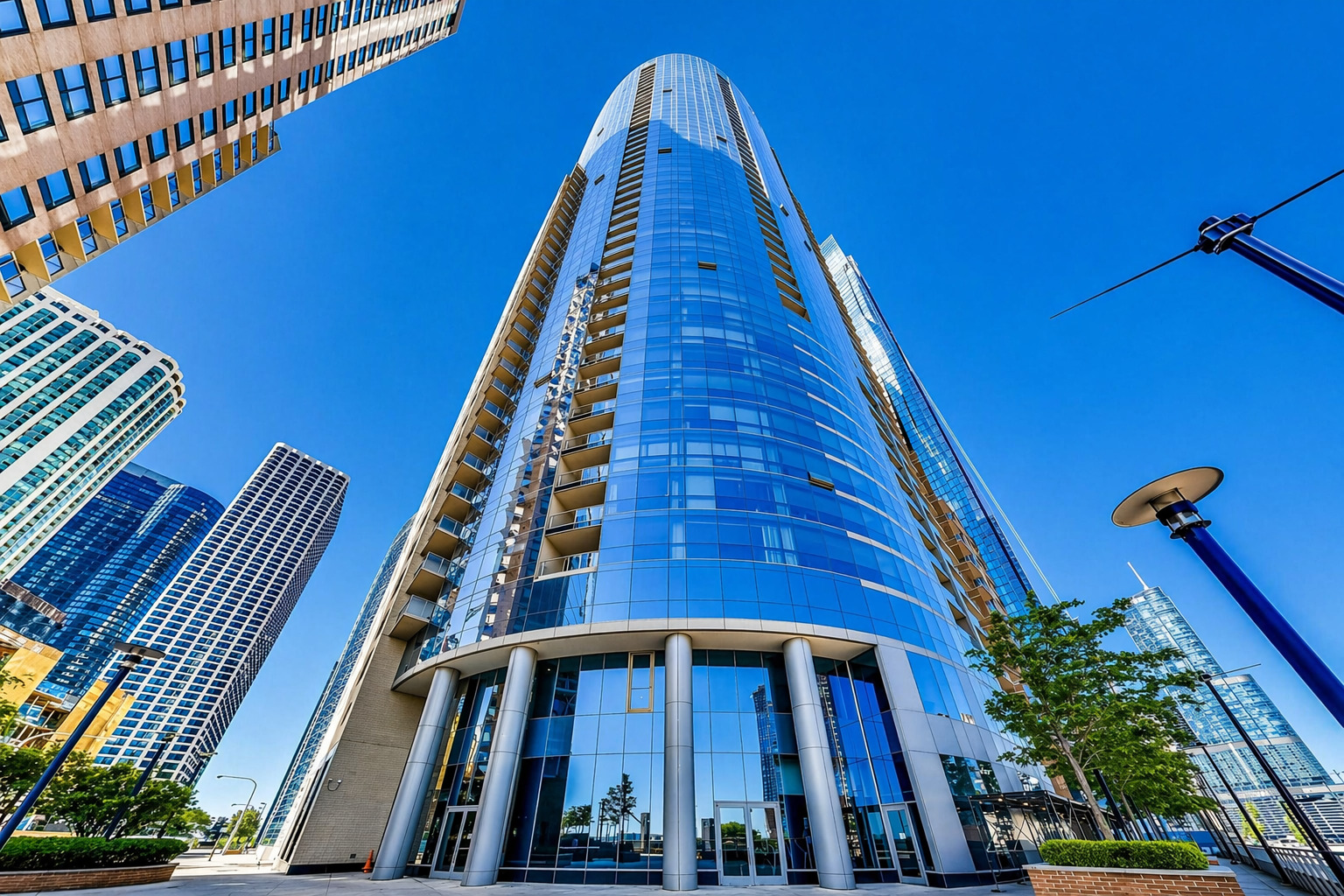 420 E WATERSIDE Drive Unit: 2403