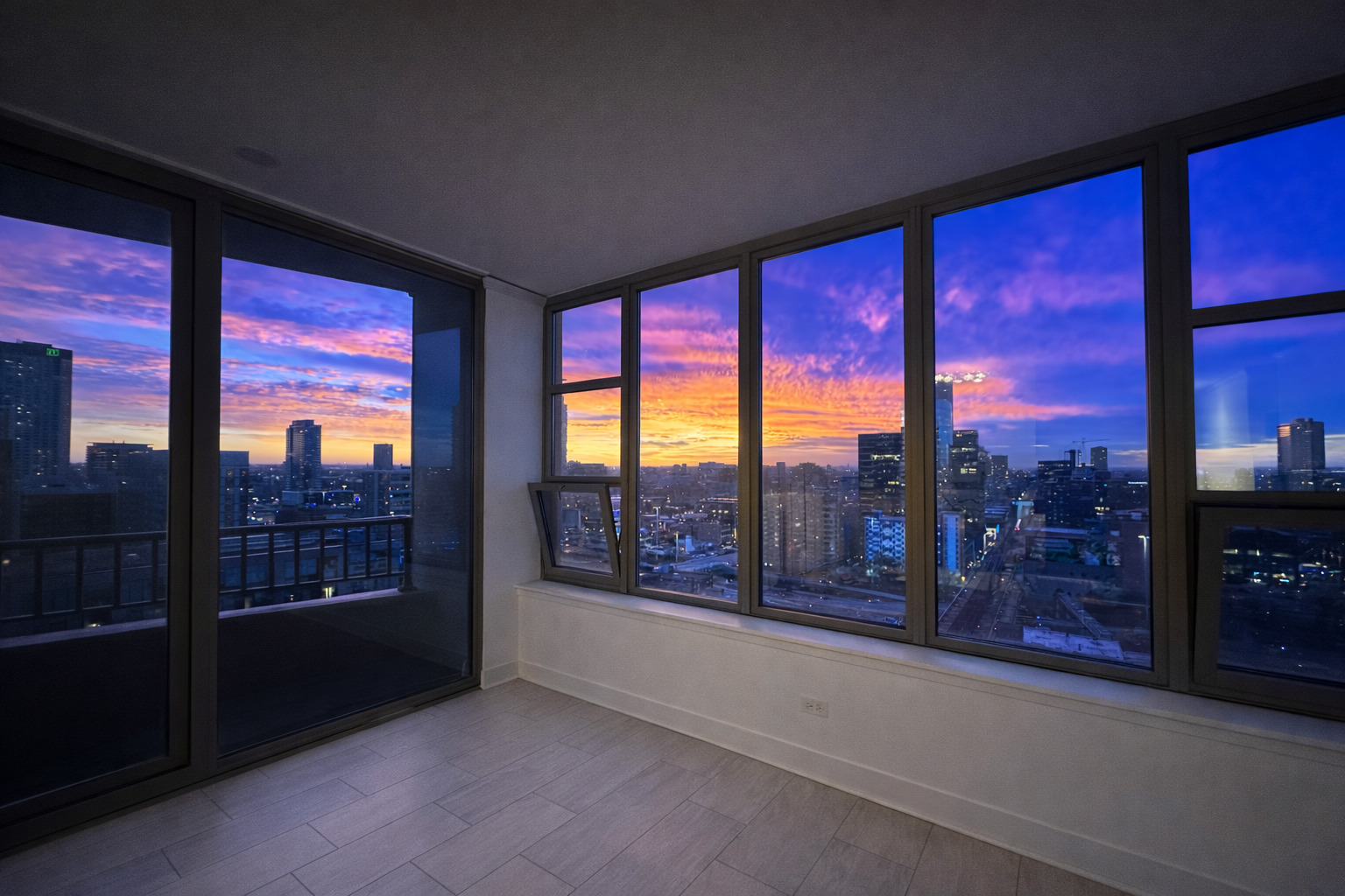 200 N Jefferson Street Unit: 1901