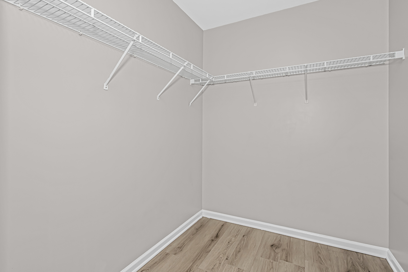 345 N La Salle Drive Unit: 3503